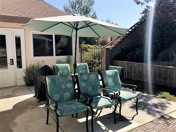 Blue Skies of Laguna Hills - patio 2.JPG