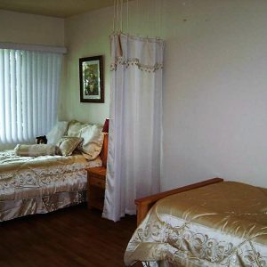 Epiphany Caring Haven - 5 - shared room 2.jpg