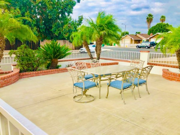 Whispering Oaks- Waverly-8-Patio.JPG