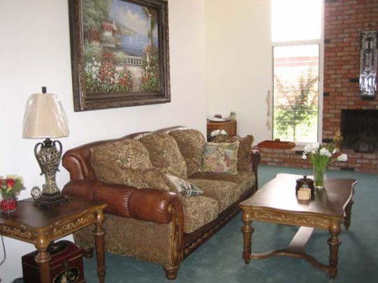 Baron's Presidio - University City 3 - living room.jpg