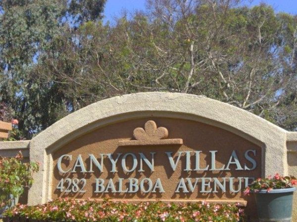 Canyon Villas monument sign.jpg