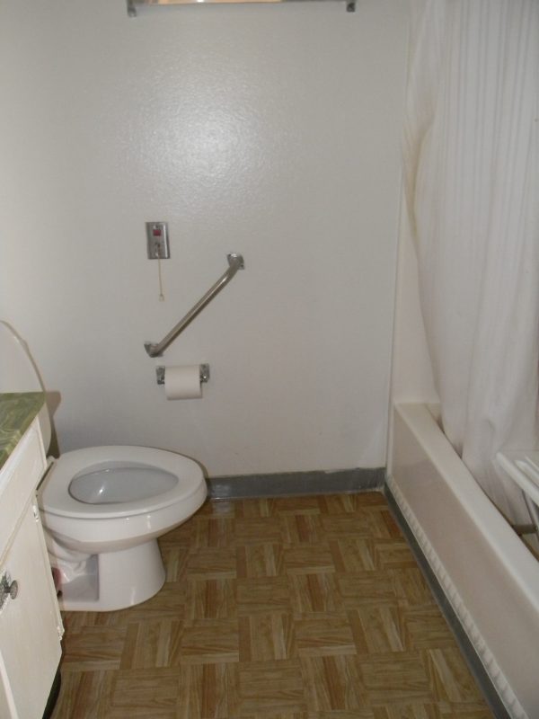 Casa El Cajon restroom.JPG
