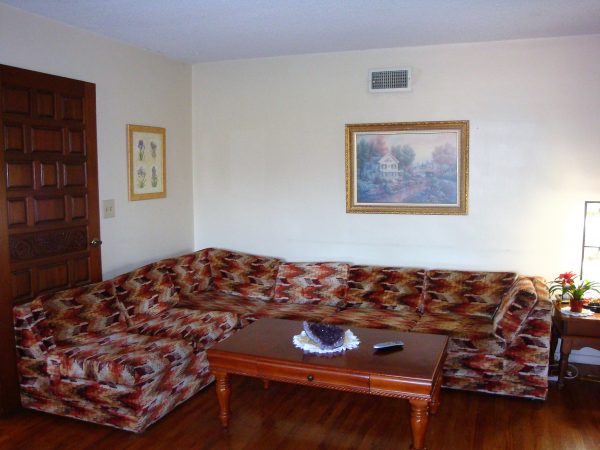 Concordia Guest Home I 3 - living room.JPG