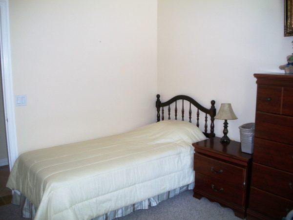 Country Club Manor 5 - private room.JPG