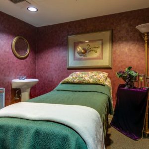 Fairwinds - Ivey Ranch massage room.JPG