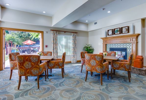 Fairwinds - Ivey Ranch seating area.JPG