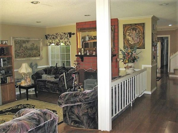 Hillcrest Residential Care II 3 - living room.jpg