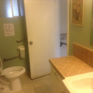 Island Grove Guest Home restroom.JPG