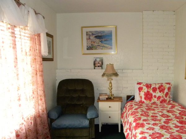 Ivy Cottages III private room 4.jpg