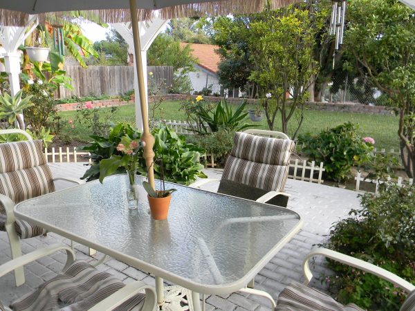 La Costa Heights Assisted Living 6 - patio.JPG