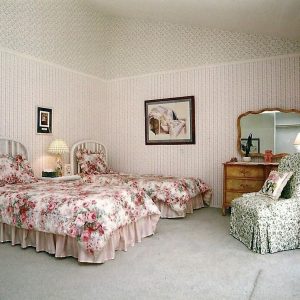 Lake Forest Country Homes II 4 - shared room.jpg