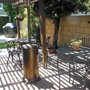 Laney's Cottages patio.jpg