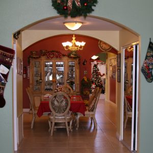 Pacifica Cottage 4 - dining room.JPG