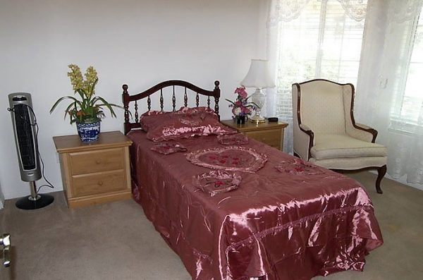 Paradise Home Care 5 - private room.jpg