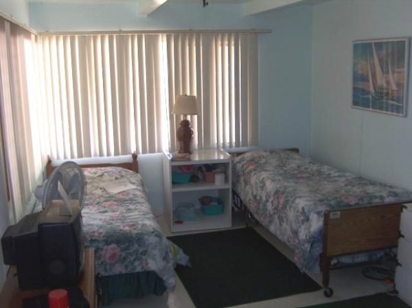 Parkway Gardens Retirement Care Home 6 - shared room.JPG