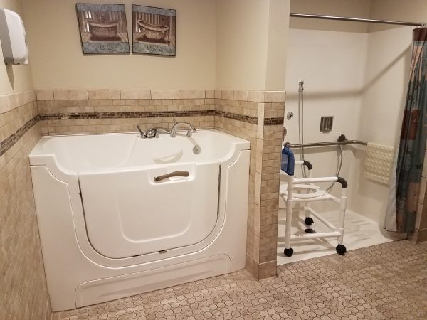Vista Del Lago Memory Care shower room.jpg