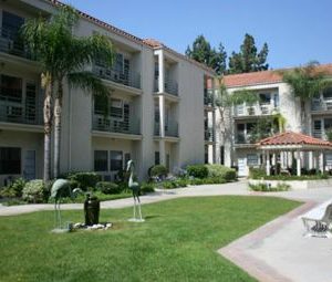 Whitten Heights Assisted Living and Memory Care courtyard.JPG