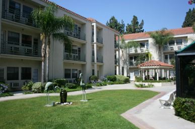 Whitten Heights Assisted Living and Memory Care courtyard.JPG