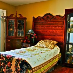 Coloma Cottage #3 4 - private room.JPG