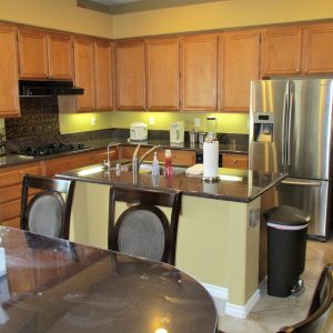 Elite Manor Residential Care II 4 - kitchen.jpg