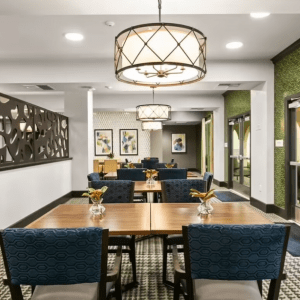 Fallbrook Trails Apartments Dining Area.png