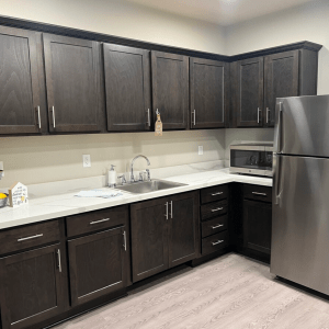 Fallbrook Trails Apartments Kitchenette.png