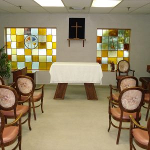 Saint Paul's Villa chapel.JPG