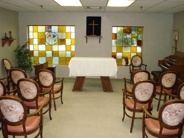 Saint Paul's Villa chapel.JPG