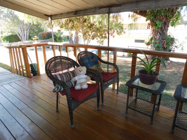 thrive-elder-care-patio-2.jpg