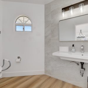 casa-zagara-inc-bathroom.jpg