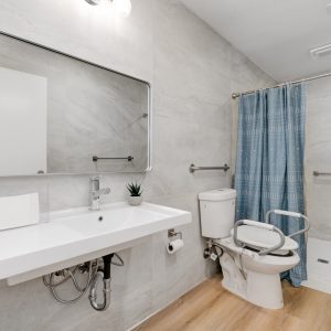 casa-zagara-inc-large-bathroom.jpg