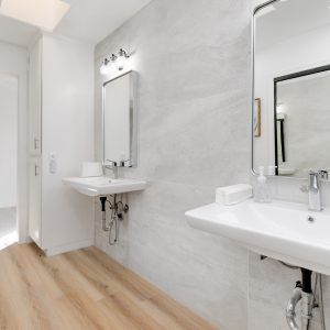 casa-zagara-inc-master-suite---ensuite-bathroom.jpg