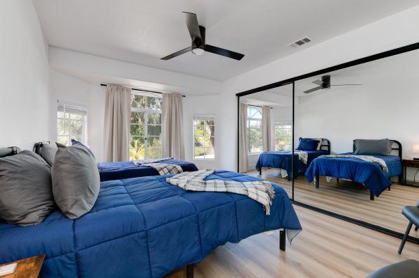 casa-zagara-inc-shared-room-1.jpg