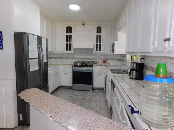 estancia-los-anos-de-oro-kitchen.jpg