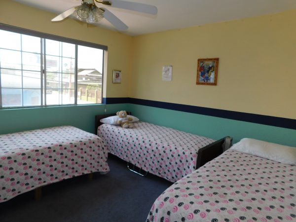 estancia-los-anos-de-oro-shared-room-2.jpg
