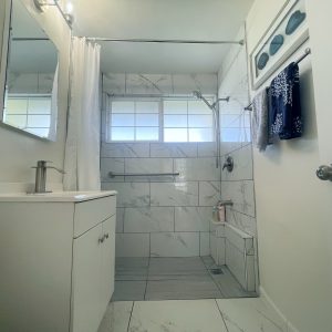 harmony-grove-assisted-living-bathroom.jpeg