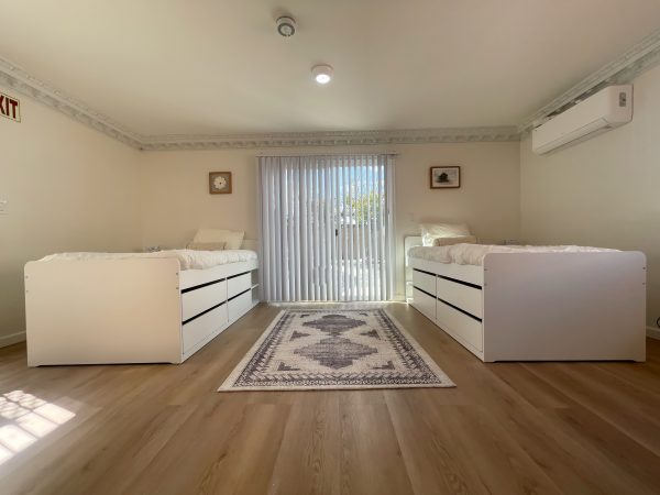 harmony-grove-assisted-living-shared-room-2.jpeg