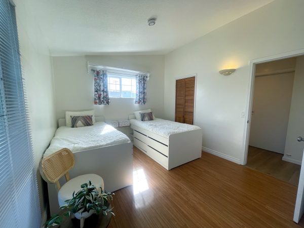 harmony-grove-assisted-living-shared-room.jpeg