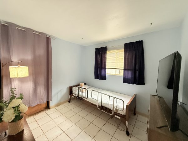 summer-place-private-room-2.jpeg