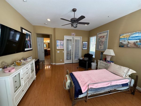 elite-manor-residential-care-ii-9---private-room-3.jpg