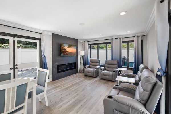 serenity-health-2-15---living-room.jpg