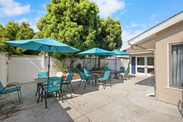 serenity-health-2-19---backyard-patio.jpg