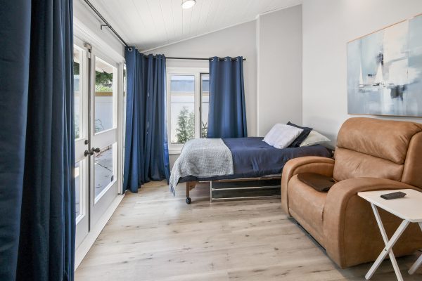 serenity-health-2-7---private-bedroom.jpg