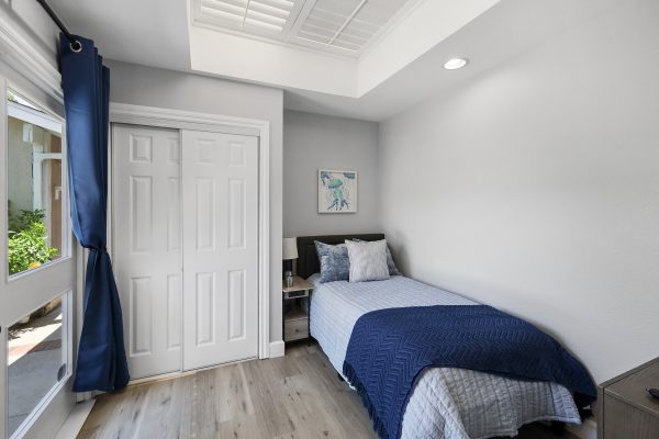serenity-health-2-8---small-bedroom.jpg