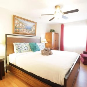 a-quiet-sunset-llc-10---private-room.jpg