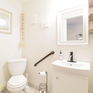 a-quiet-sunset-llc-3--half-bath.jpg