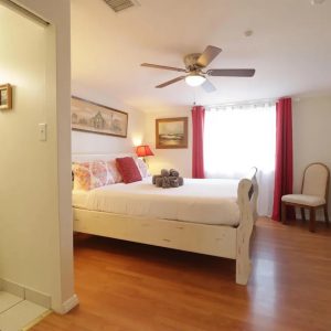 a-quiet-sunset-llc-7---private-room-with-bath.jpg