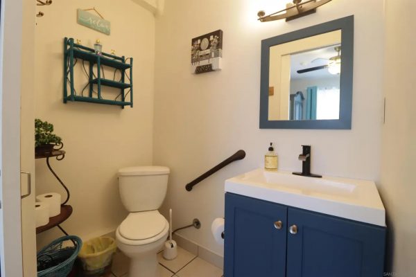 a-quiet-sunset-llc-8---half-bath.jpg