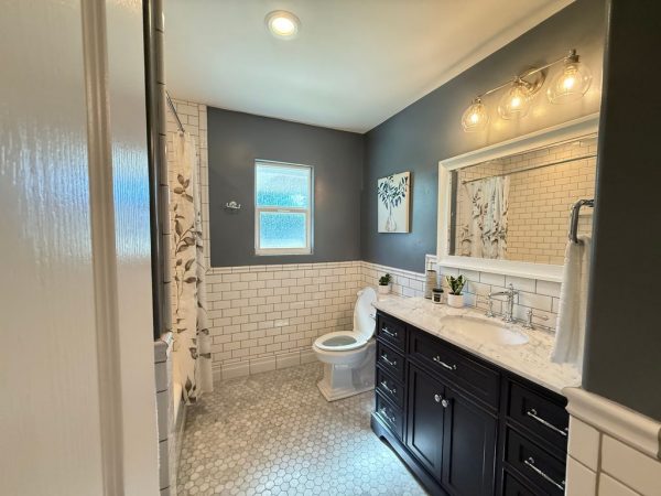 beautiful-sunsets-assisted-living-10-bathroom.jpeg