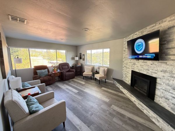 blossom-valley-residential-care-3-living-room.jpeg